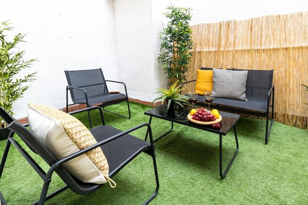 Piso Con Terraza En Rio * Madrid
