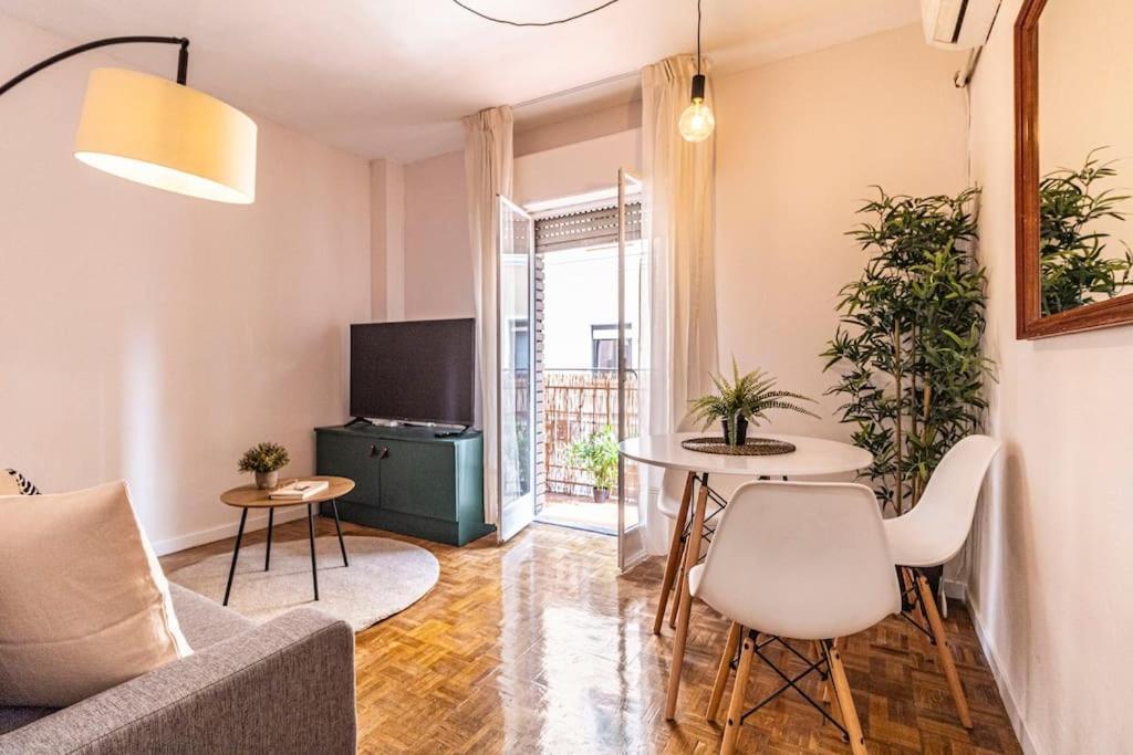 Apartment Piso Con Terraza En Rio Madrid