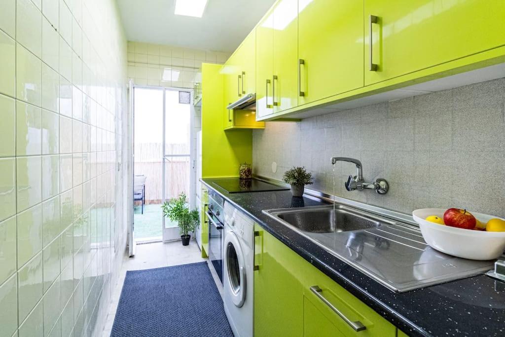 Piso Con Terraza En Rio Apartment Madrid