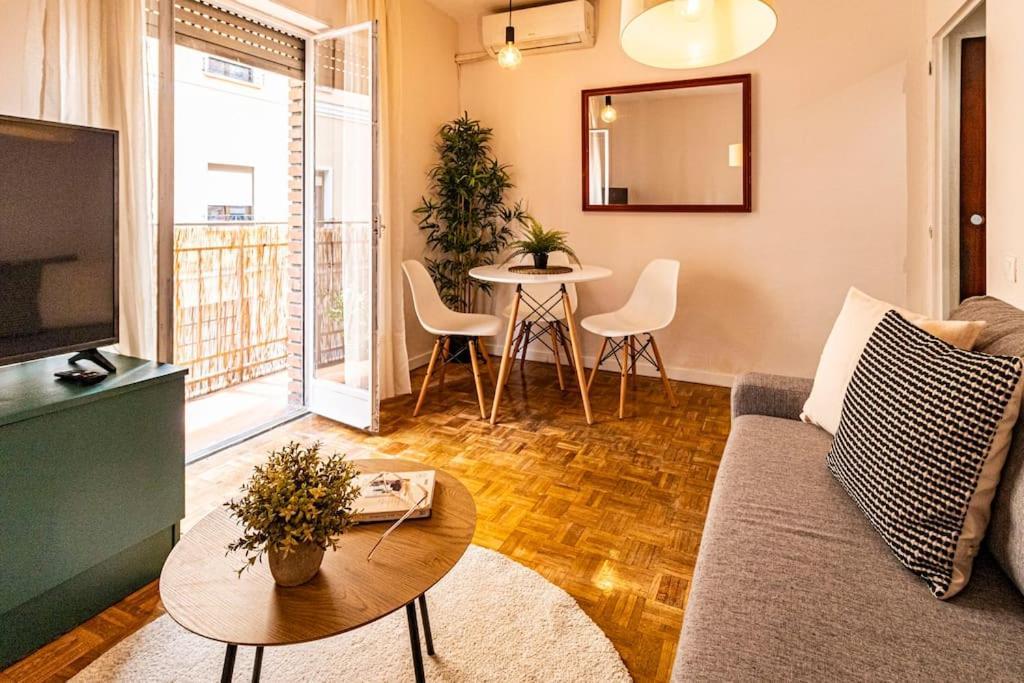 Piso Con Terraza En Rio Apartment *