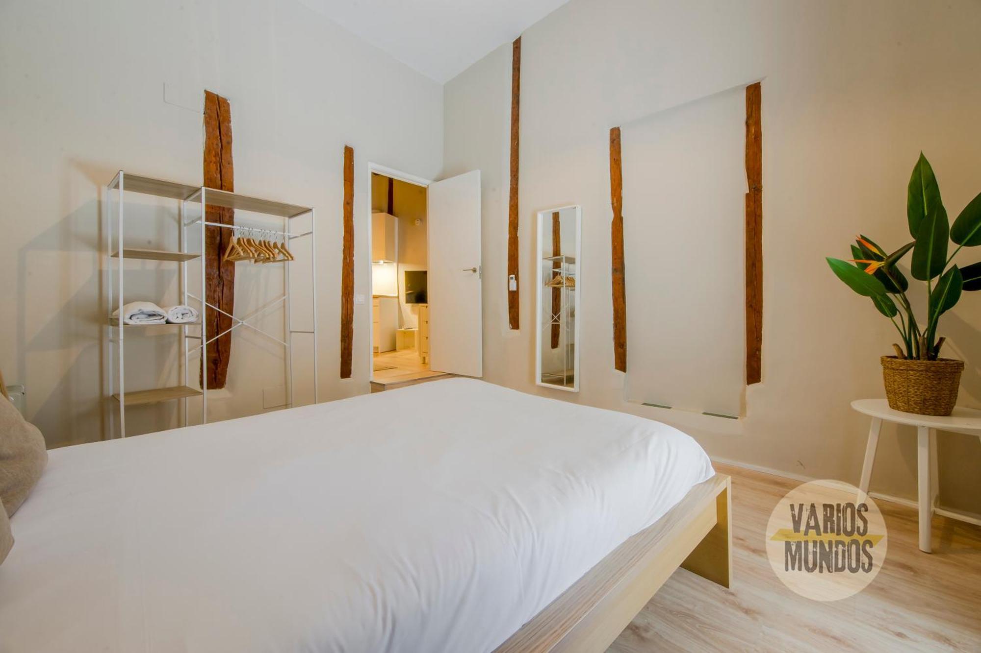Apartamento Centrico 7pax En Anton Martin-centro E2 Madrid