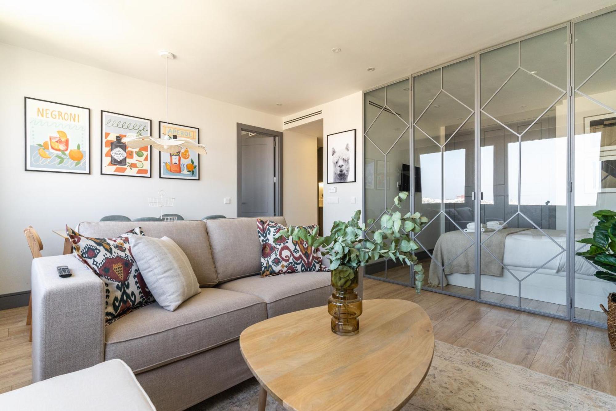 Modern And Bright-2bedrooms 1bathroom-colon Madrid