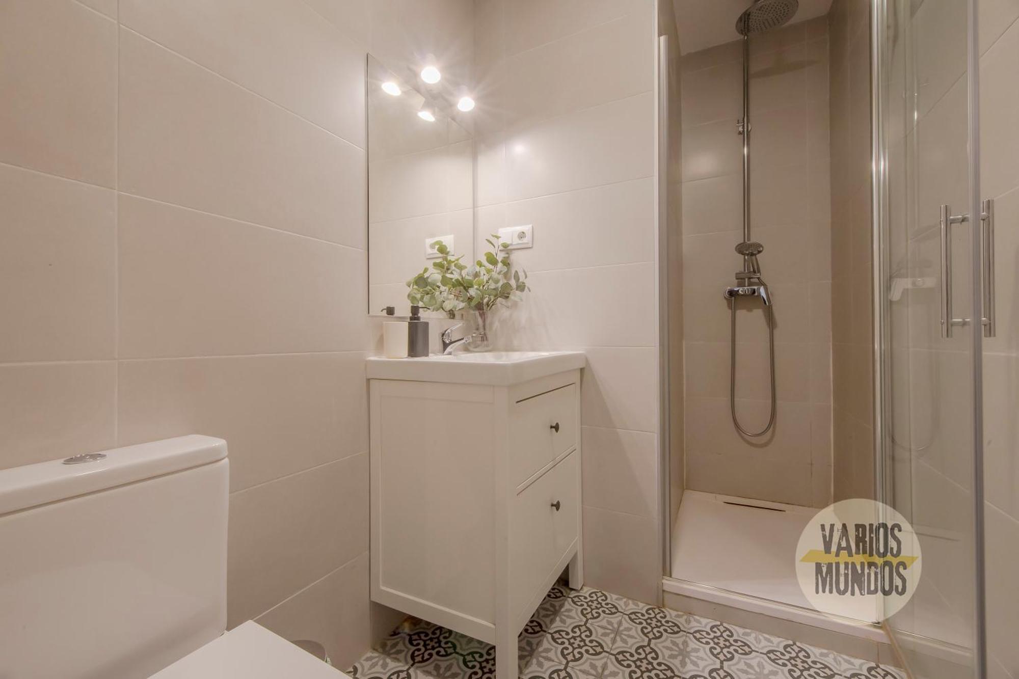 Bajo Duplex 7pax A 5 Min De Gran Via-malasana *