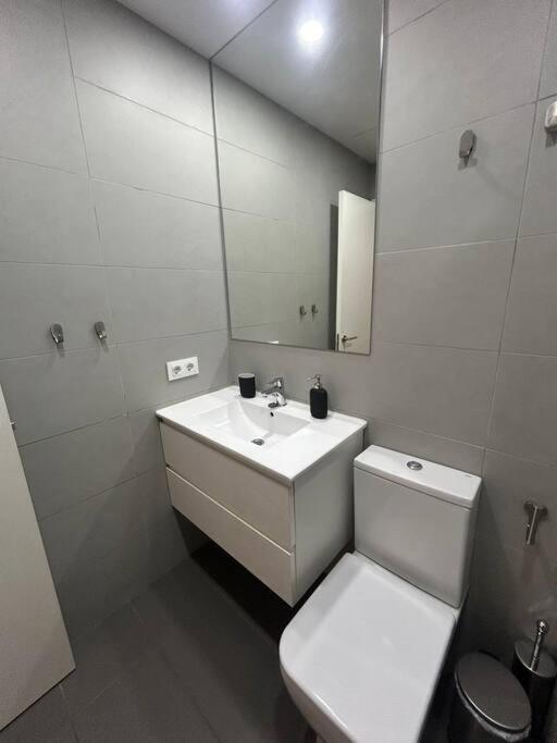 Myhousespain - Piso Con Parking Y Terraza En Madrid