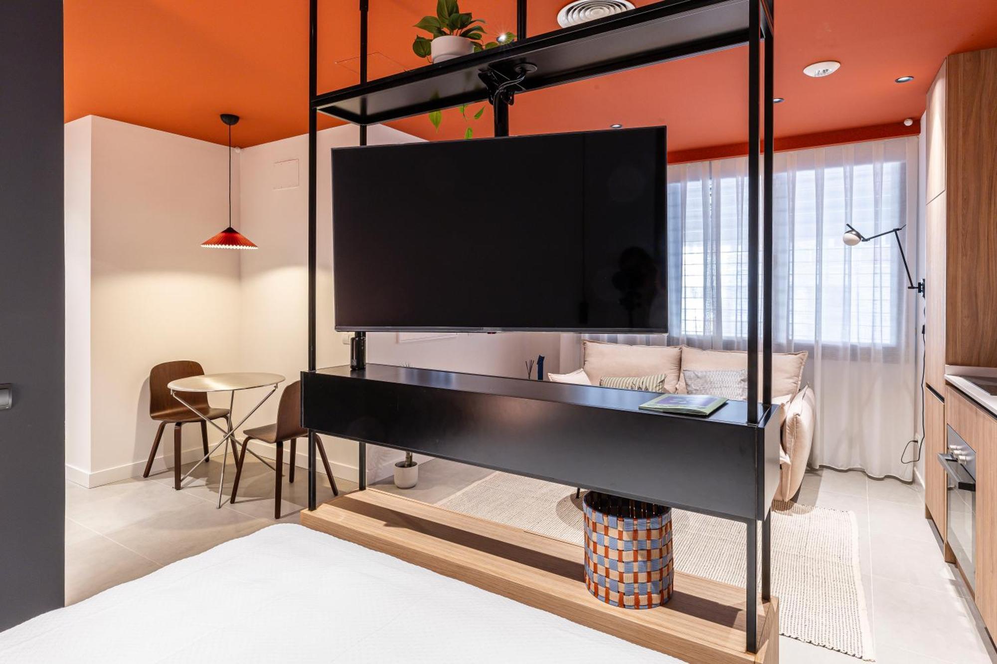 Estudios Arturo Soria By Rent Me Apartamento