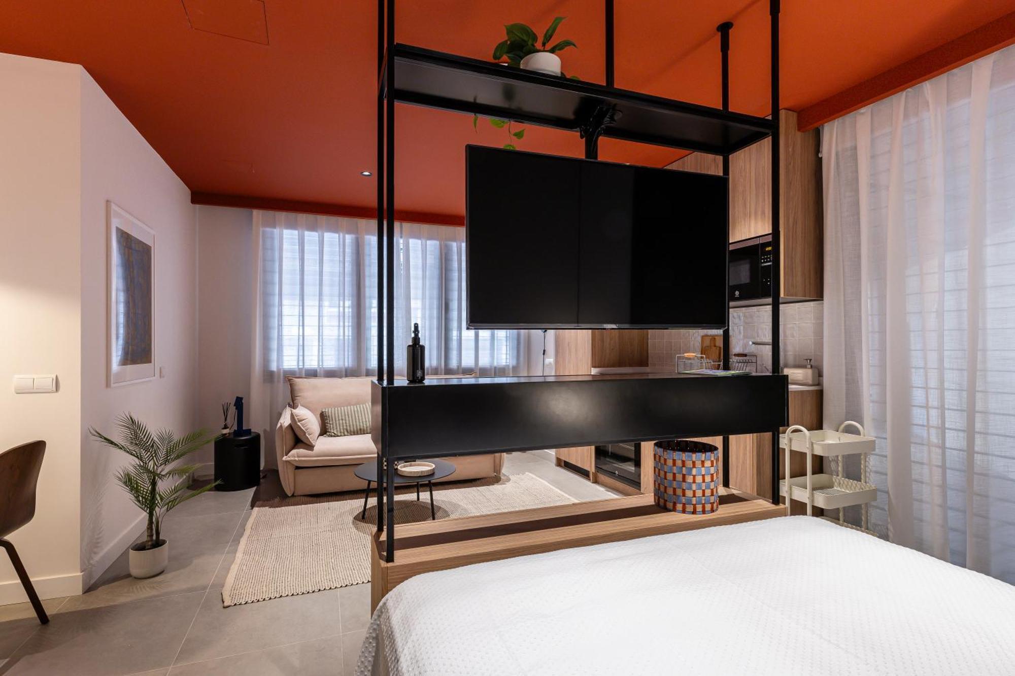 Apartamento Estudios Arturo Soria By Rent Me *