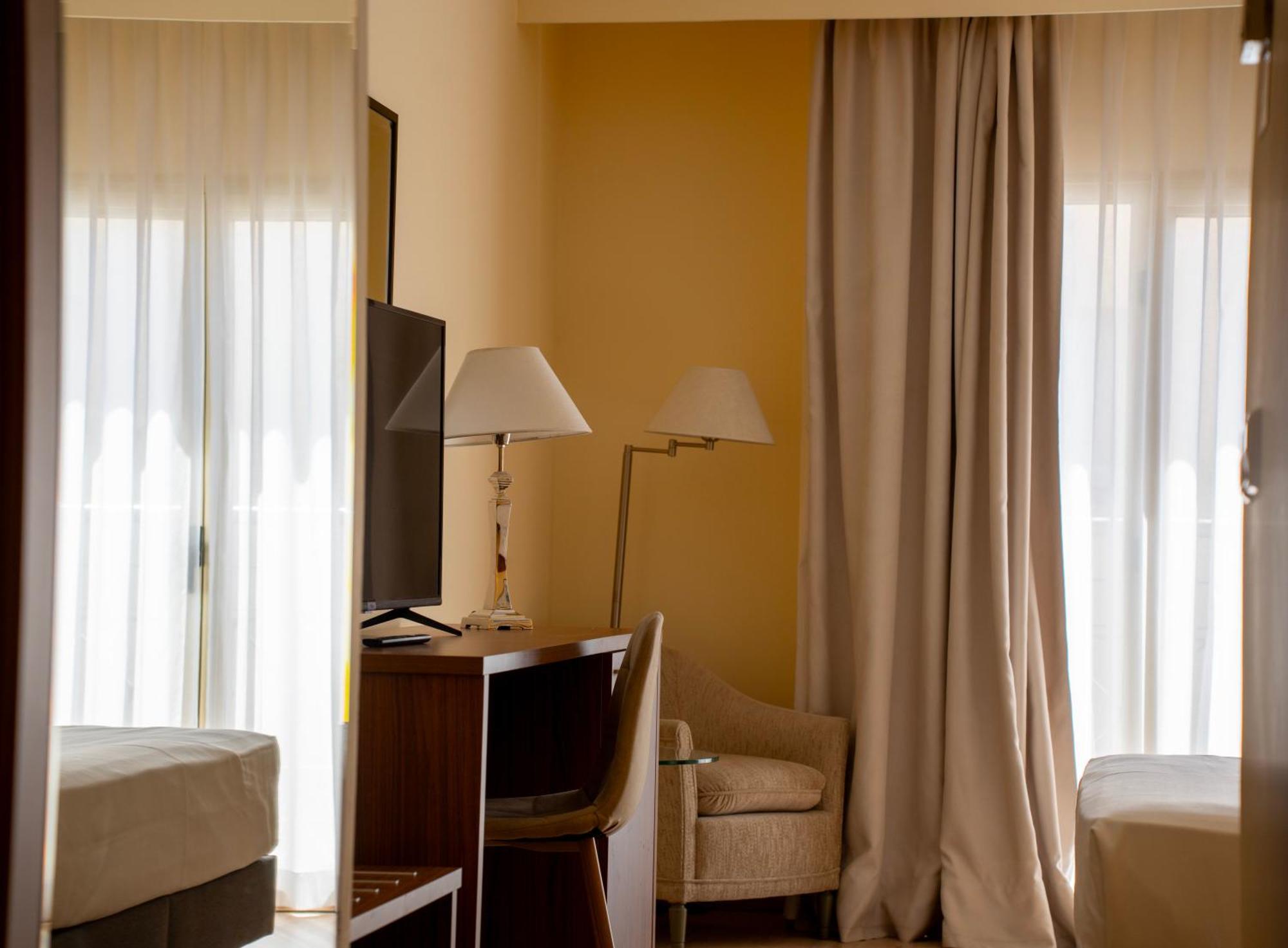 Apartahotel Aparto-hotel Rosales Madrid
