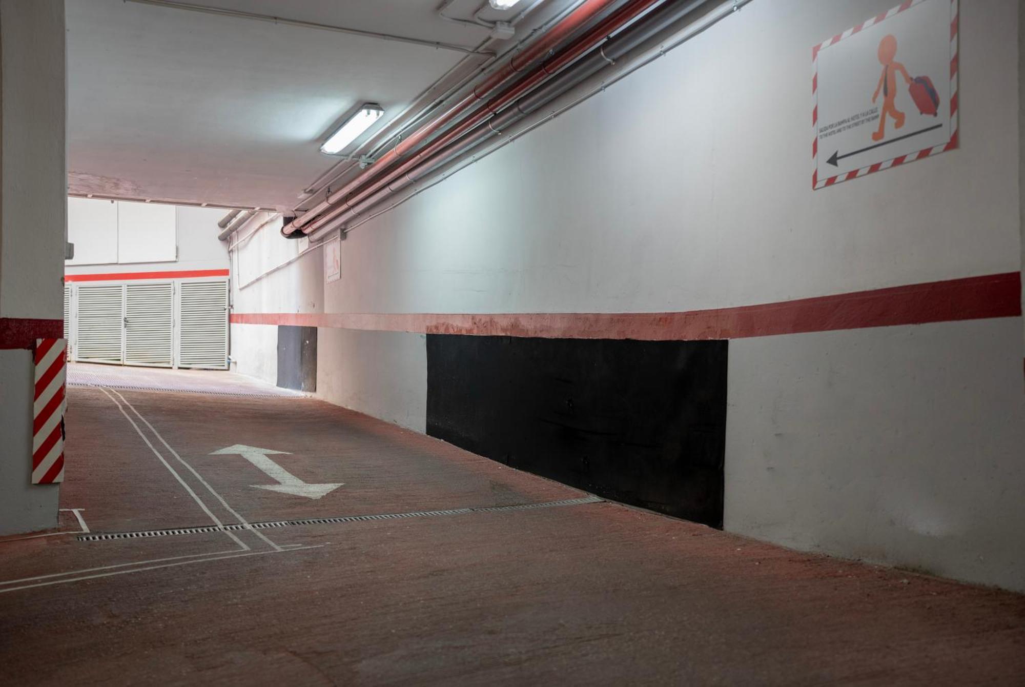 Aparto-hotel Rosales 3*