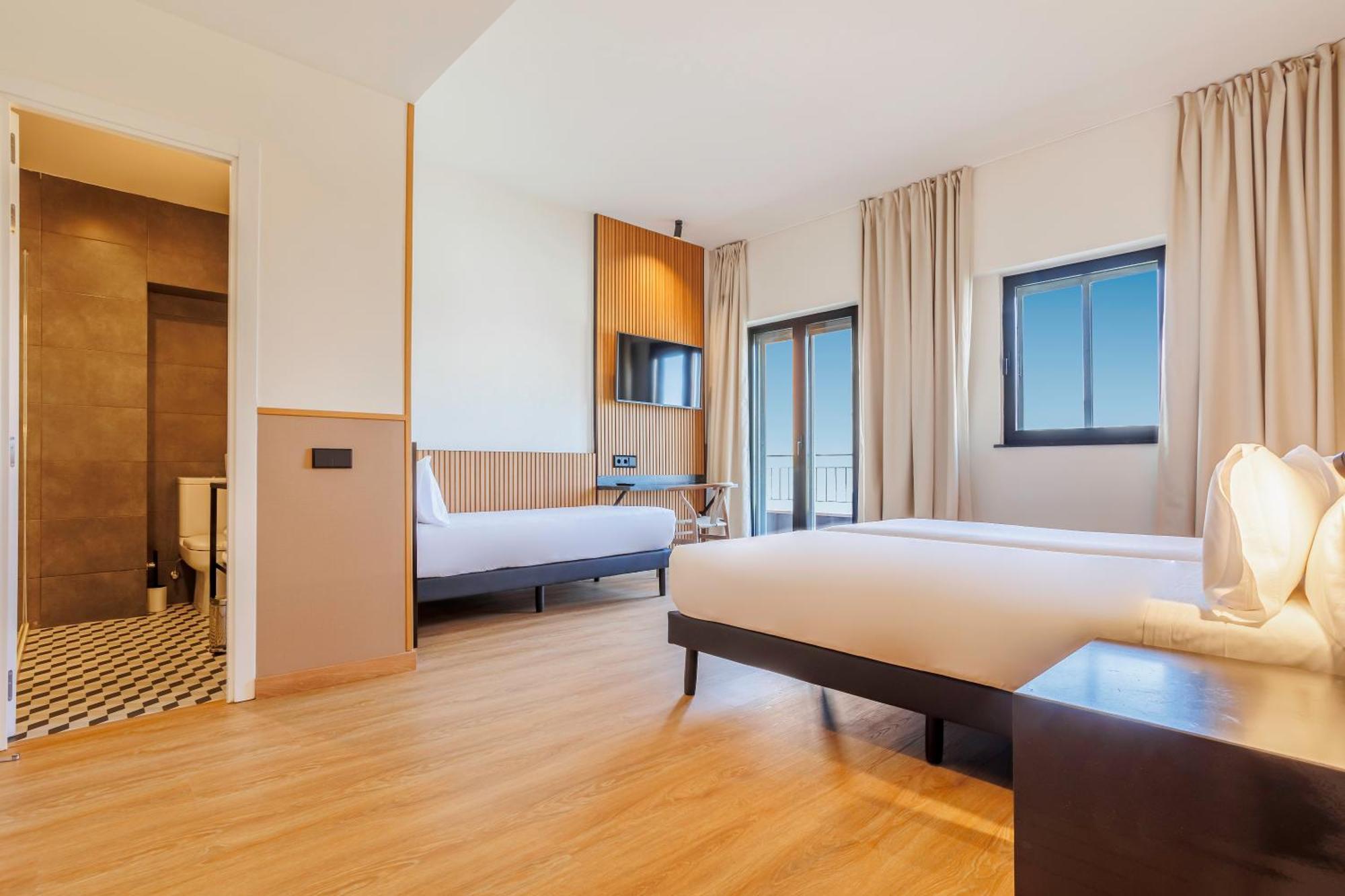 Hotel Acta Madfor 3*