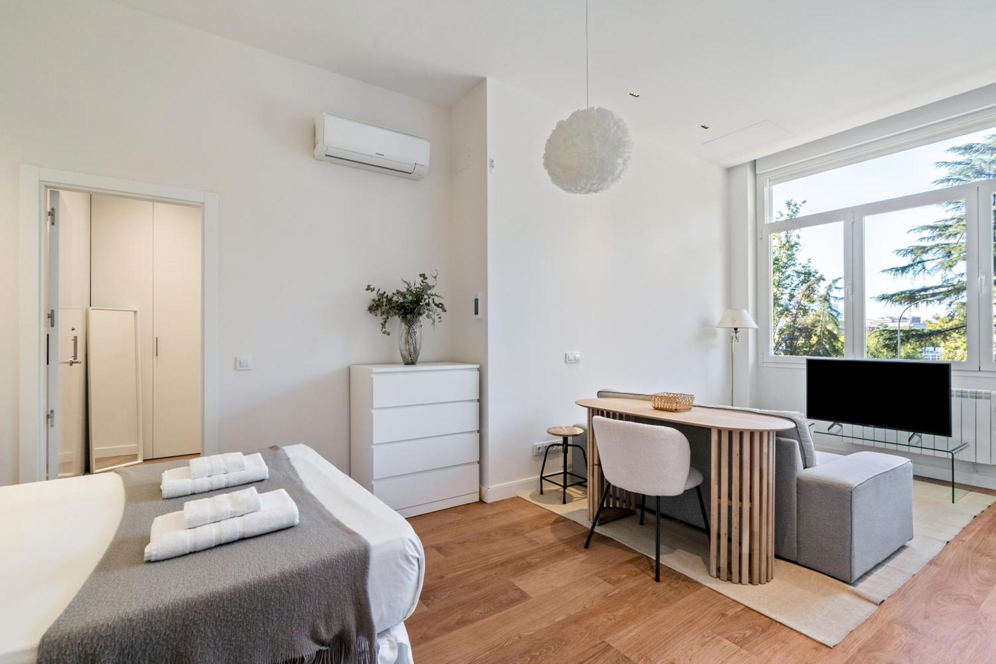 Encantador Estudio Chamartin Apartamento