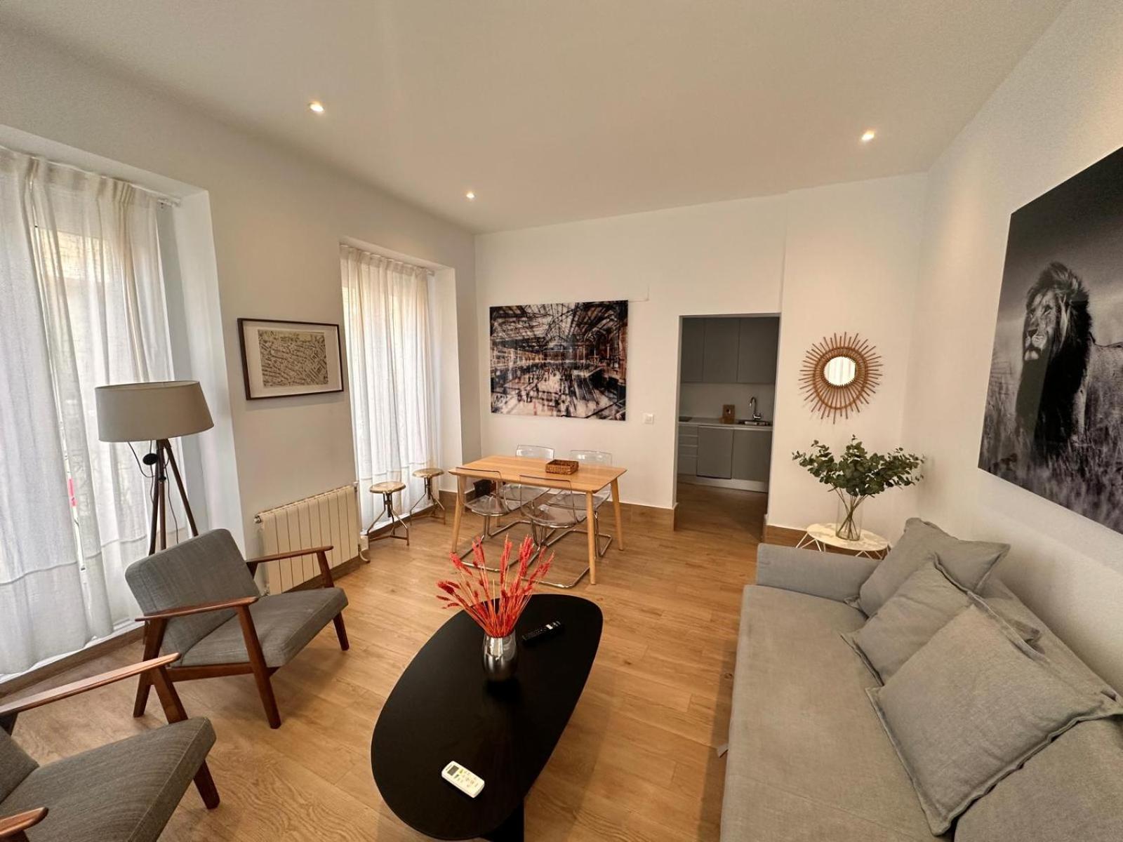Amazing 3bd 3bth With 9 Balconies By Madrid4you