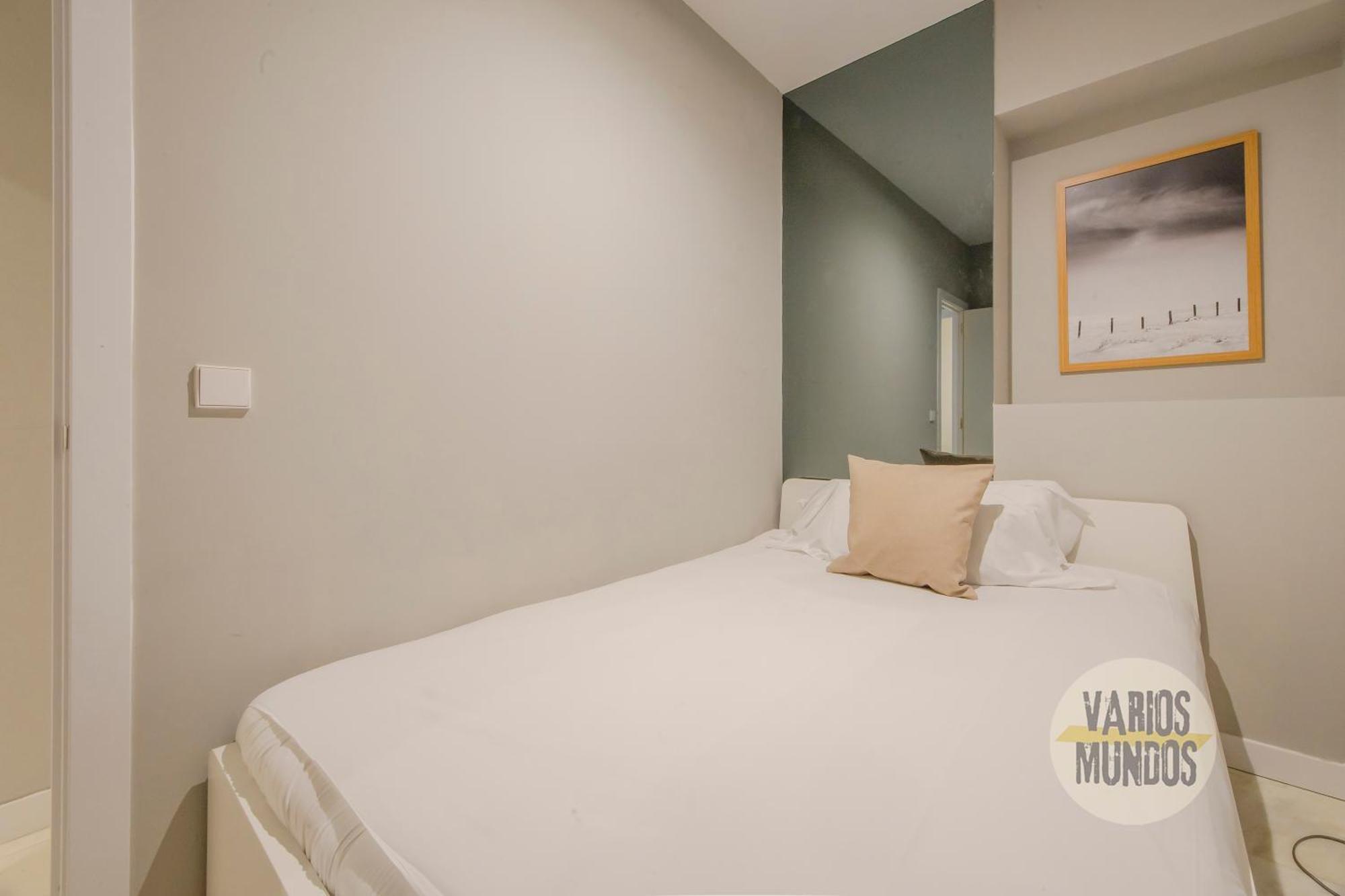 Apartamento Cool Duplex Bajo 7pax Cerca De Tirso De Molina E2 Madrid