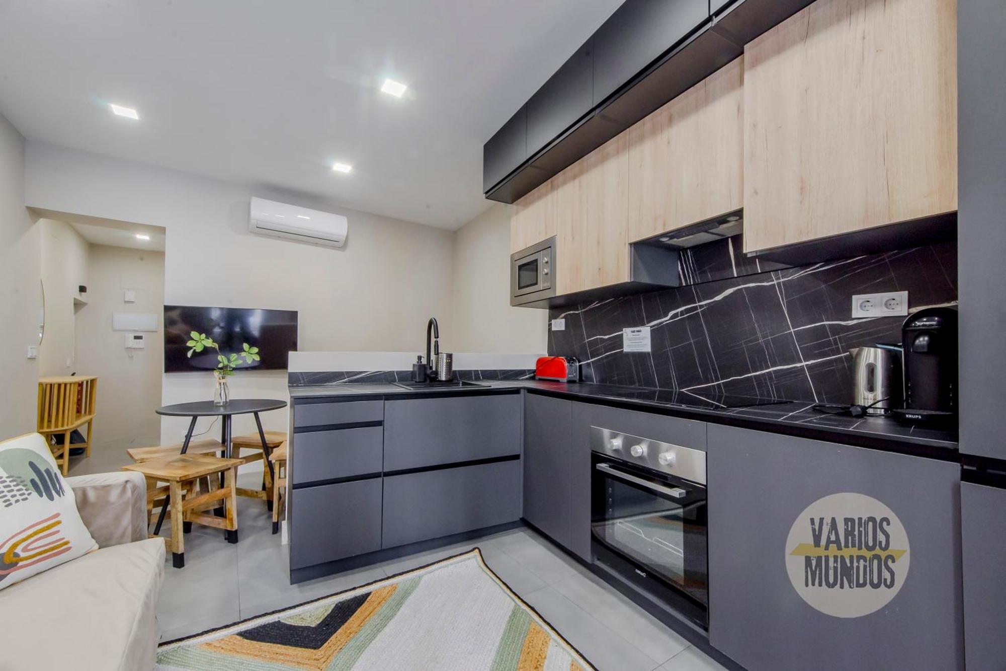 New Bajo Duplex En La Latina-centro De E2 * Madrid