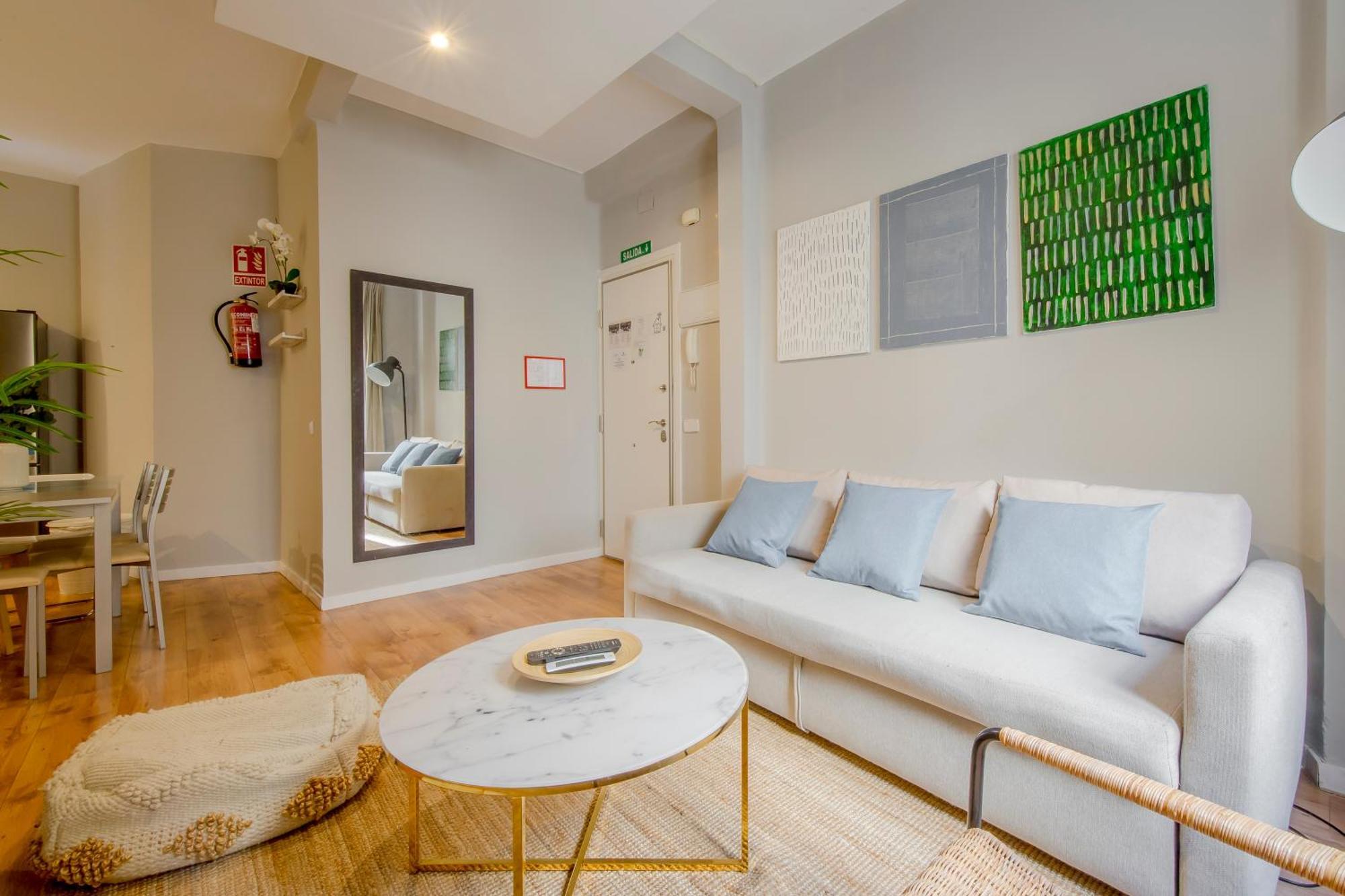 Excelente Piso De 3 En La Latina-centro Apartamento Madrid