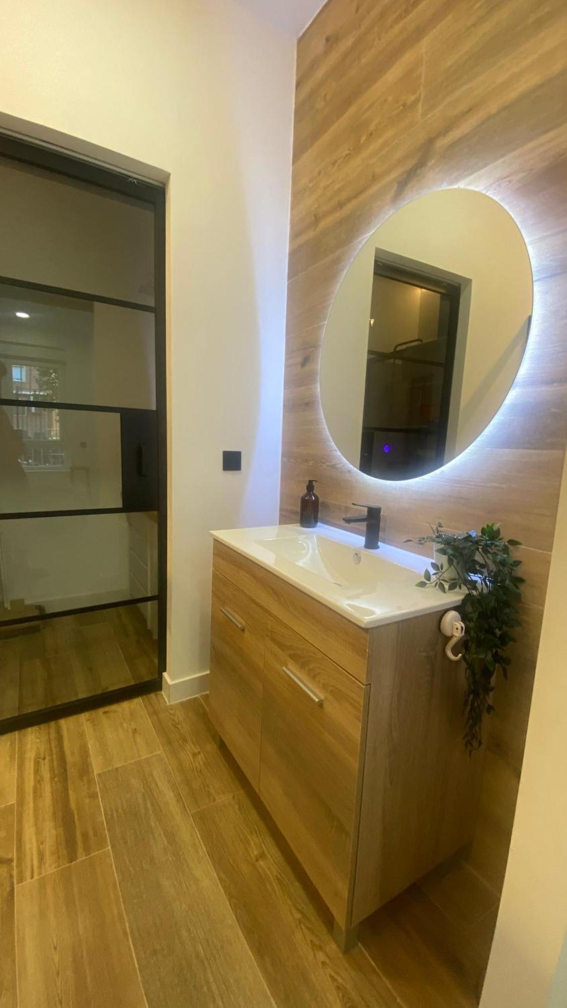 Apartamento Confort Al Lado Del Rio Madrid