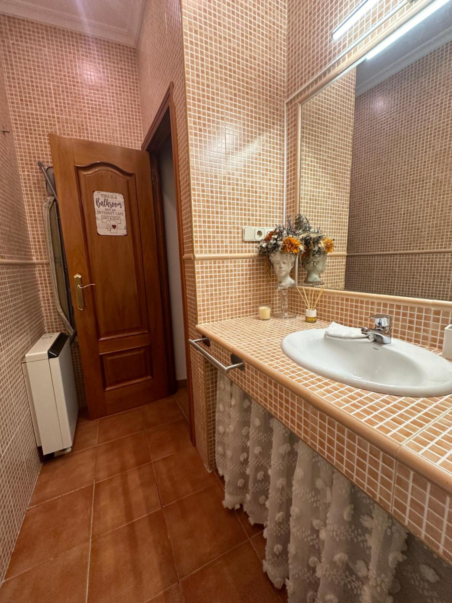 Privada Con Balcones, Centro Madrid, Malasana
