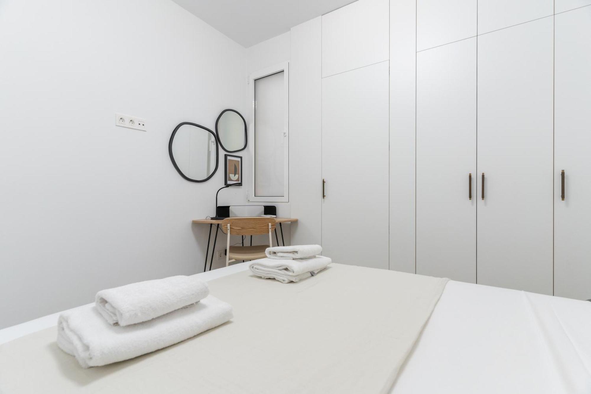 Modern And Bright-1bedroom 2bathrooms-la Latina * Madrid