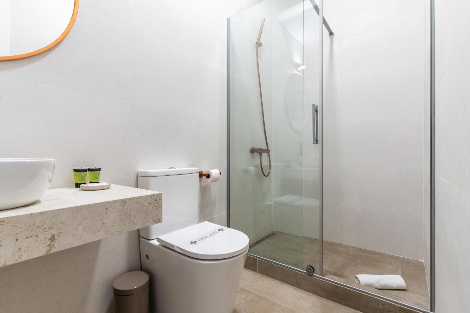 Apartment Modern And Bright-1bedroom 2bathrooms-la Latina *