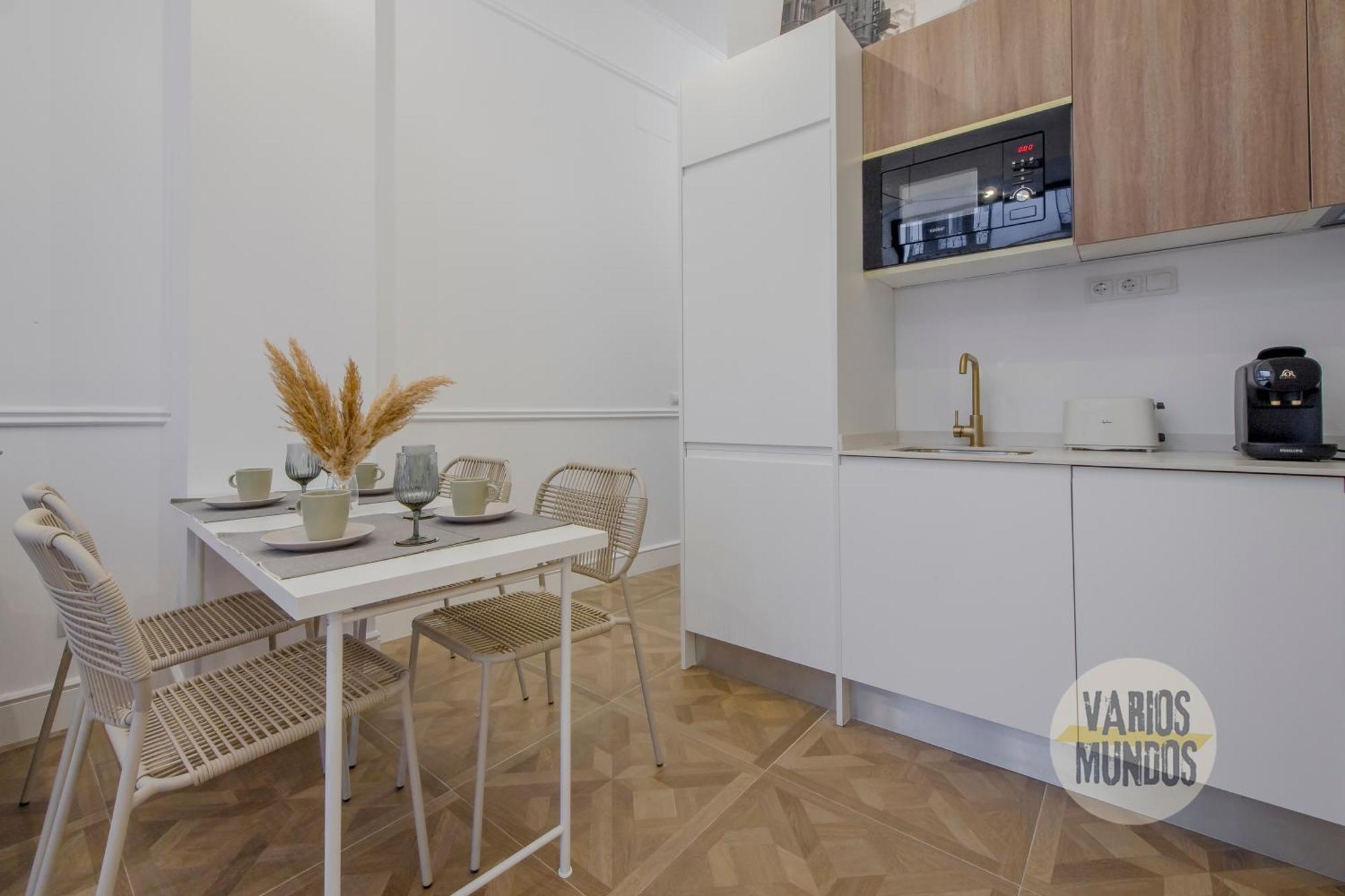 Maravilloso 10pax En La Latina-rastro Apartamento Madrid