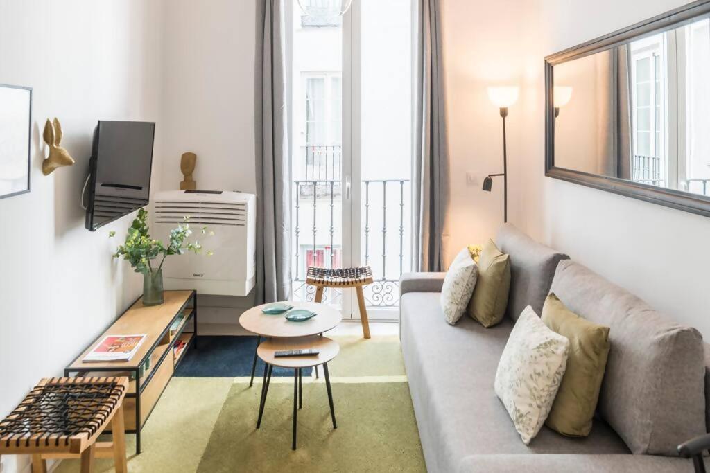Gran Via Sol Location In Center Of Apartamento