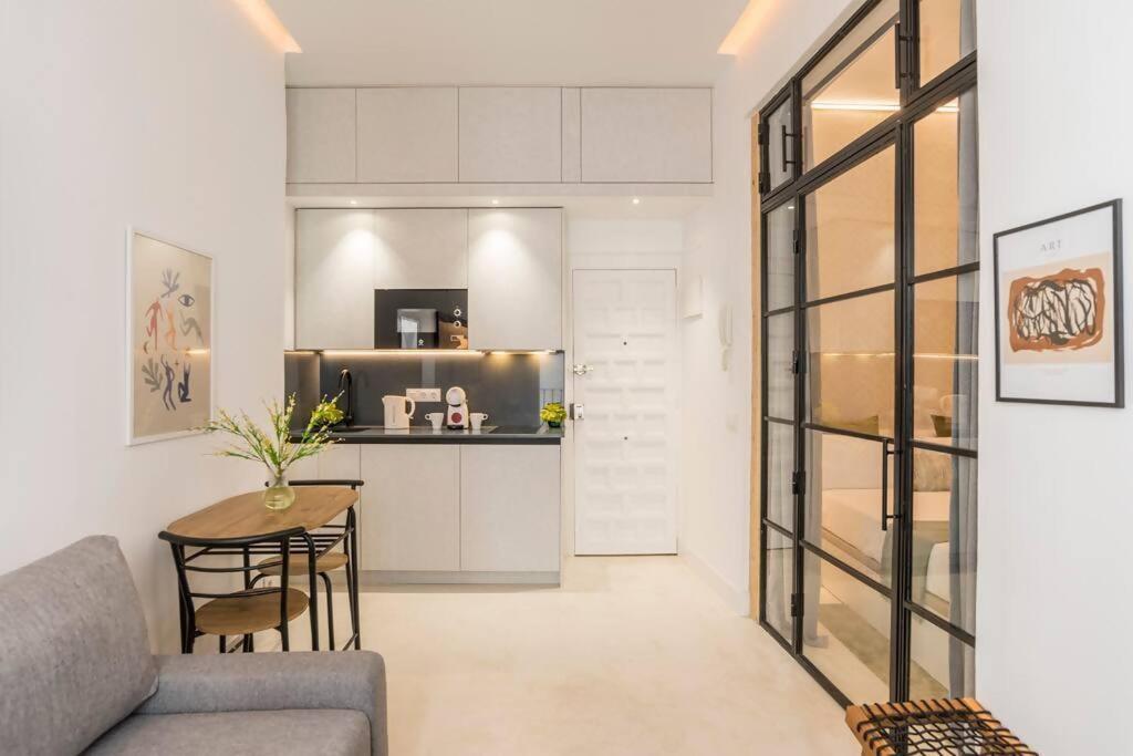 Gran Via Sol Location In Center Of Apartamento *