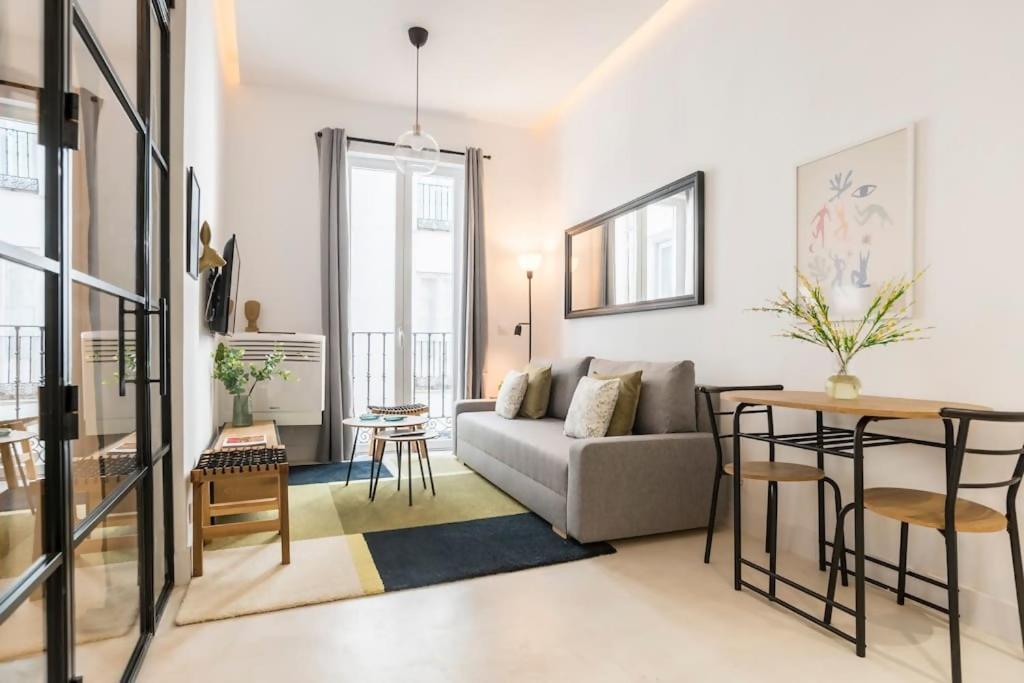 Apartamento Gran Via Sol Location In Center Of Madrid