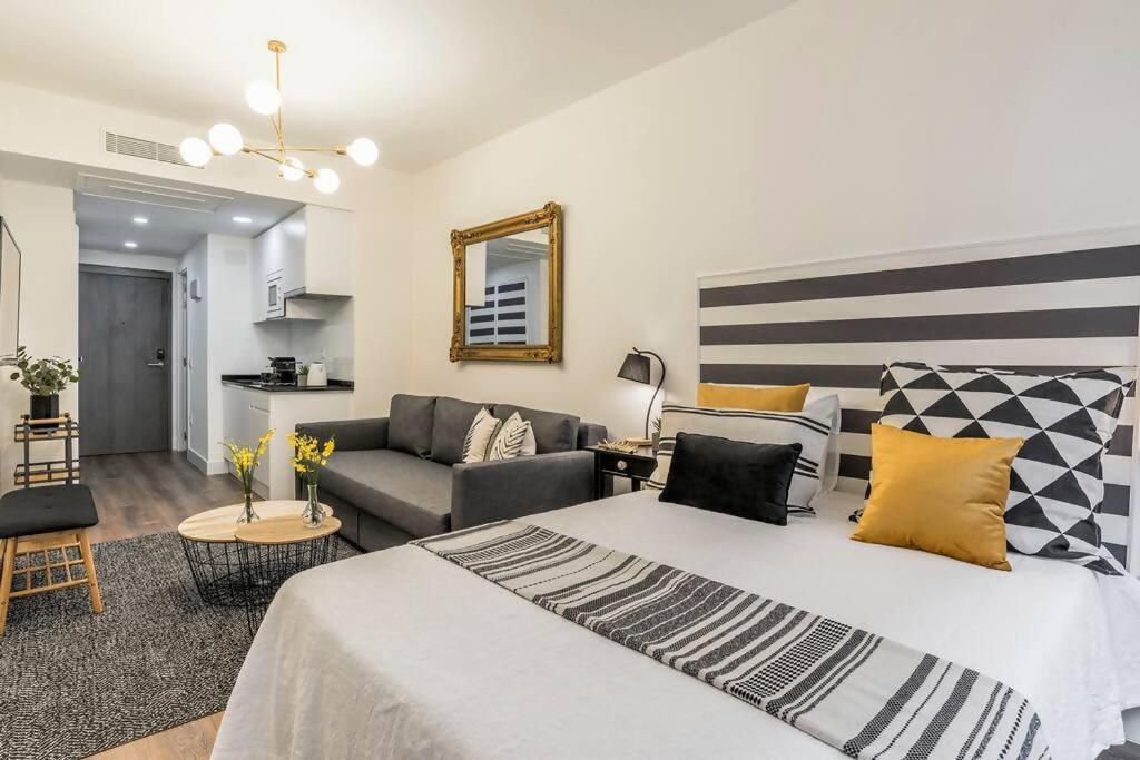 Apartment Location In The Of 166 Madrid