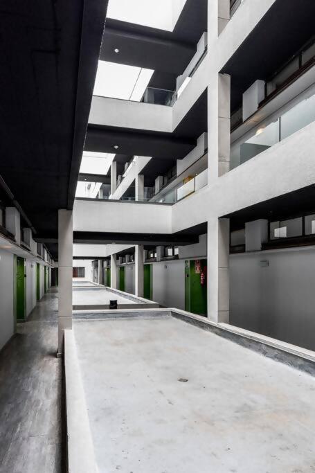 Location In The Of 166 * Madrid