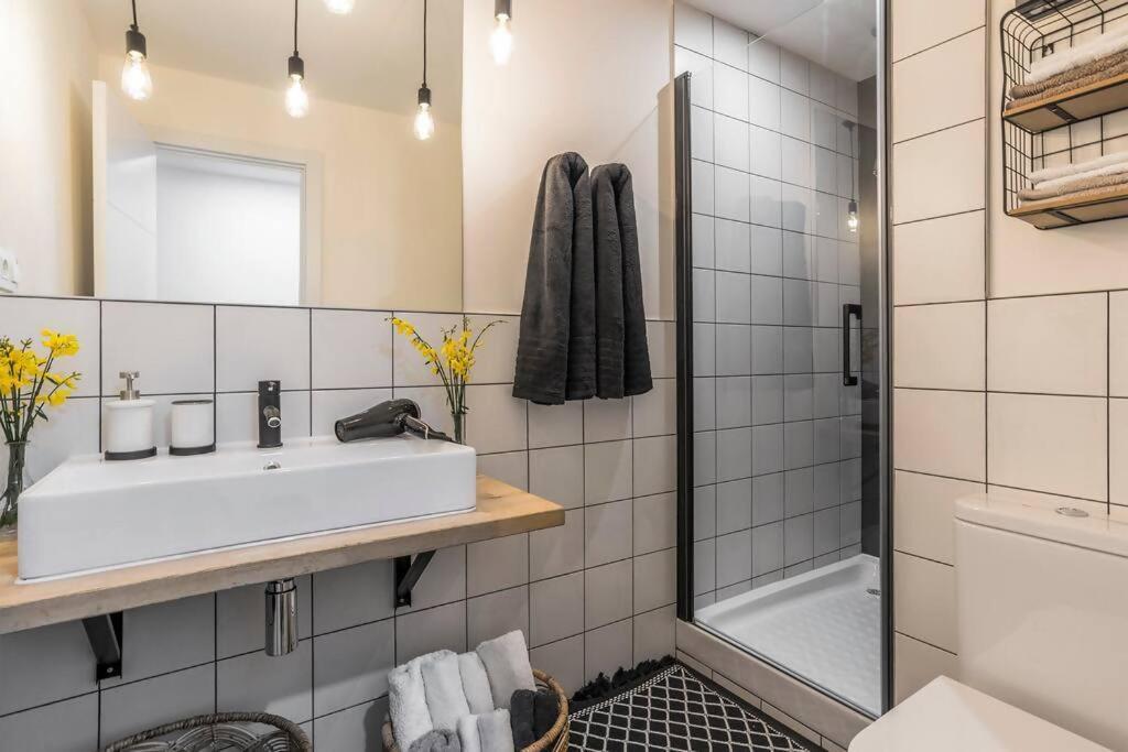 Apartment Location In The Of 166 *