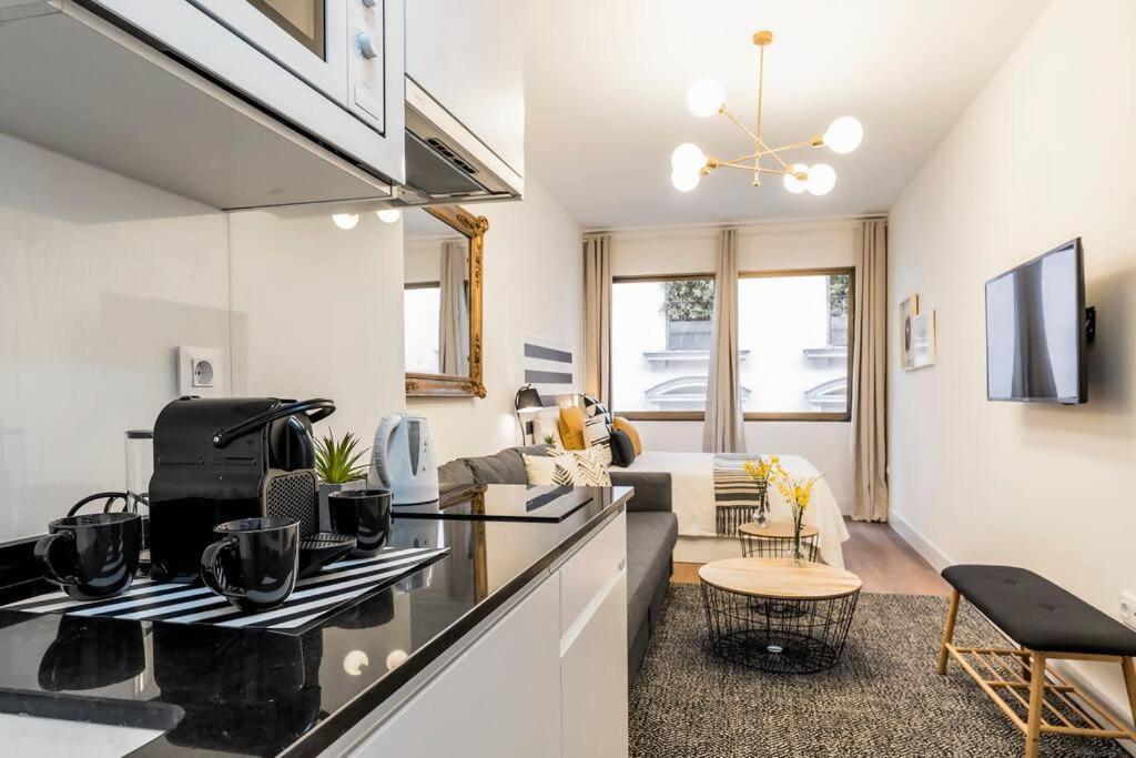Location In The Of 166 Apartment