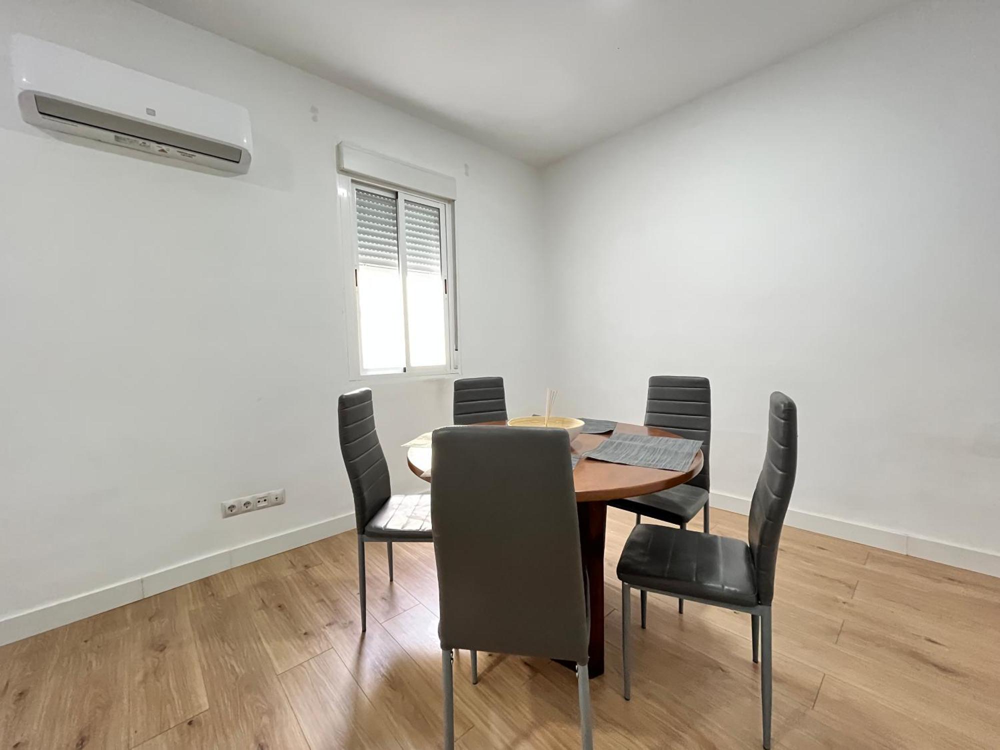 Acogedor Chamberi Temporal Apartment