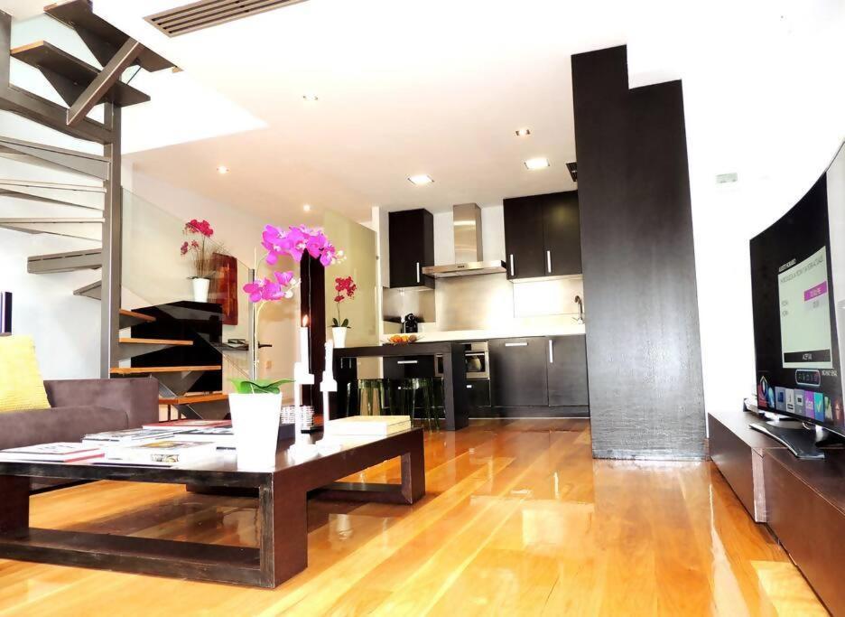 Luxury Duplex 10 Min From Gran Via * Madrid