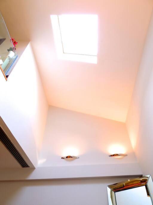 Luxury Duplex 10 Min From Gran Via Apartamento Madrid