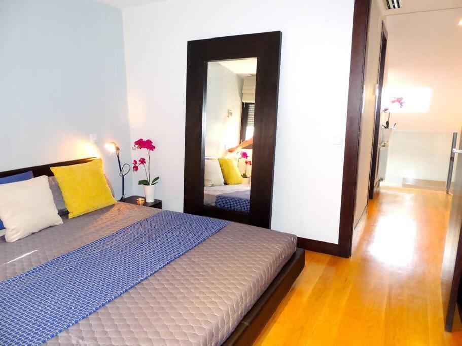 Luxury Duplex 10 Min From Gran Via * Madrid