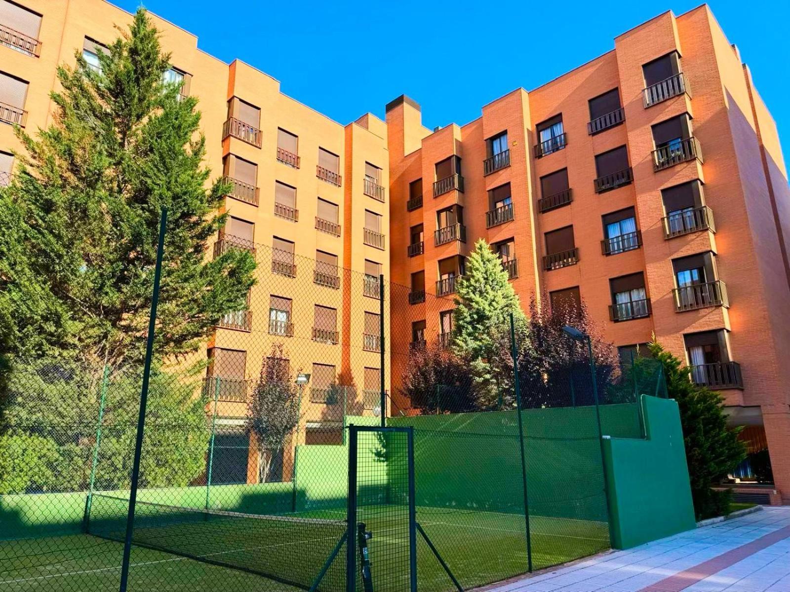 Airport Plenilunio By Bebalmy Apartamento Madrid