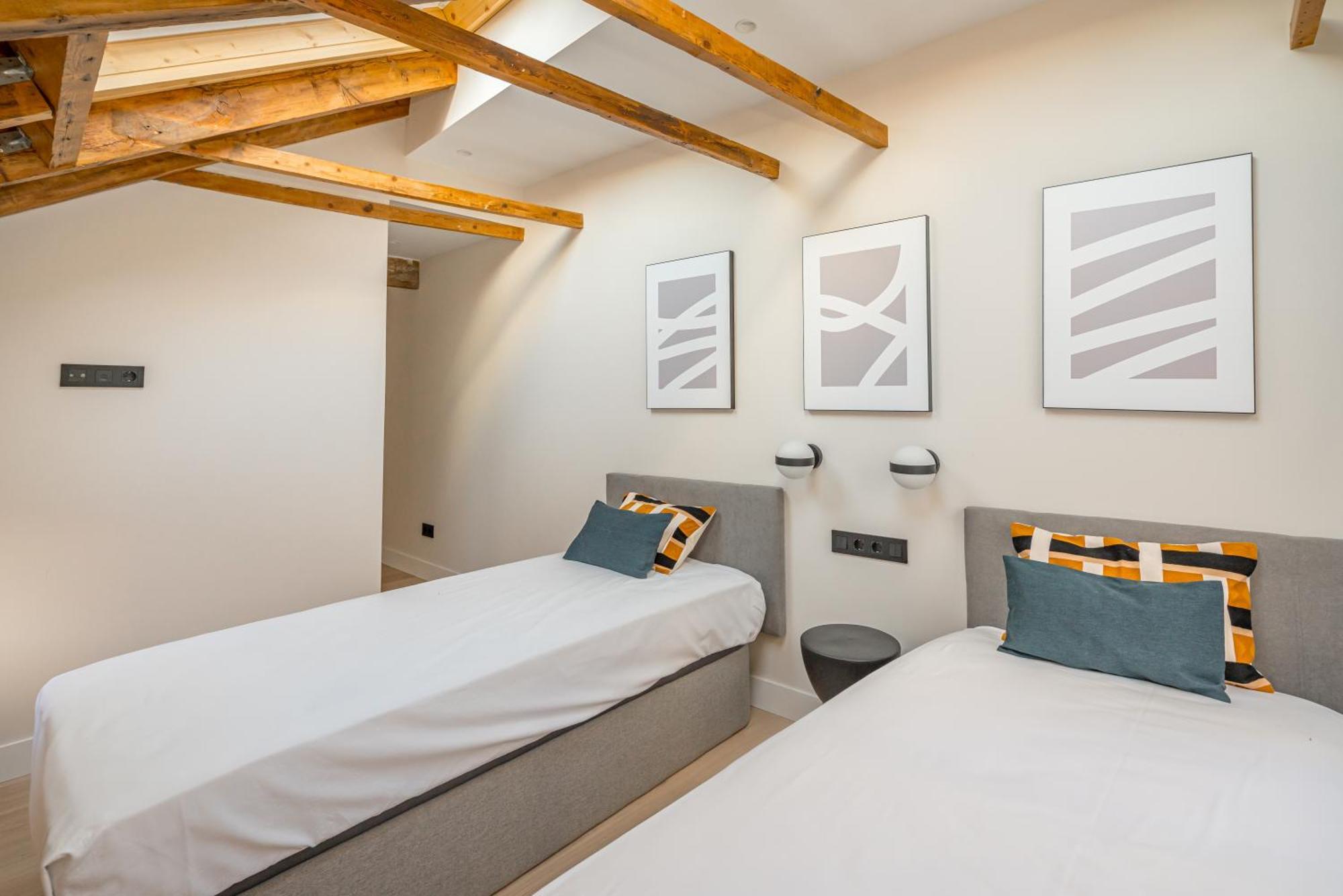 Gran Via Xv Calle De Conchas 4br 4bh * Madrid