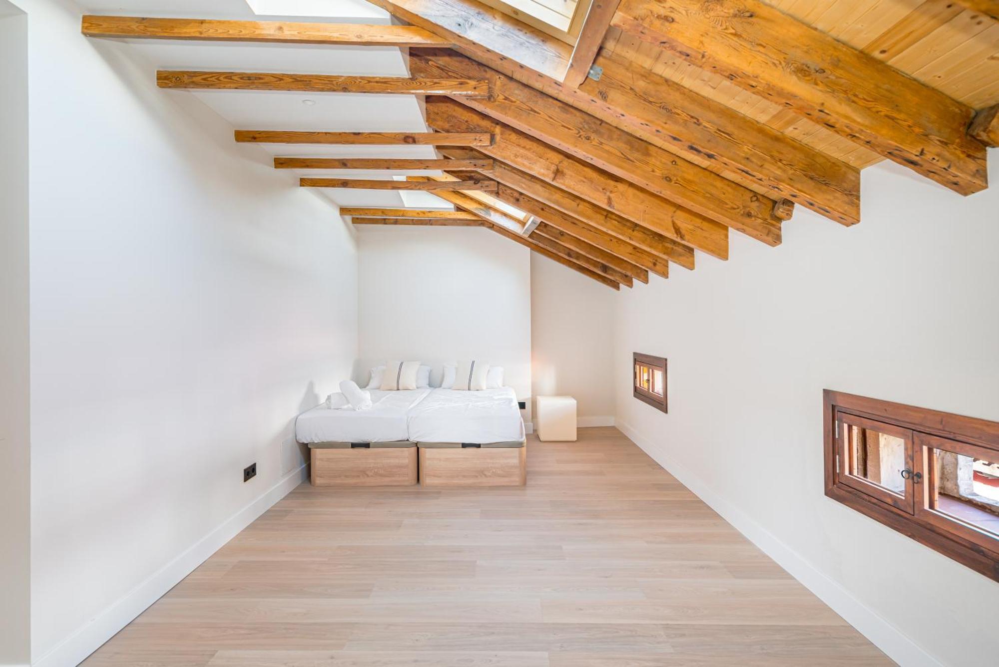 Gran Via Xv Calle De Conchas 4br 4bh Apartment *