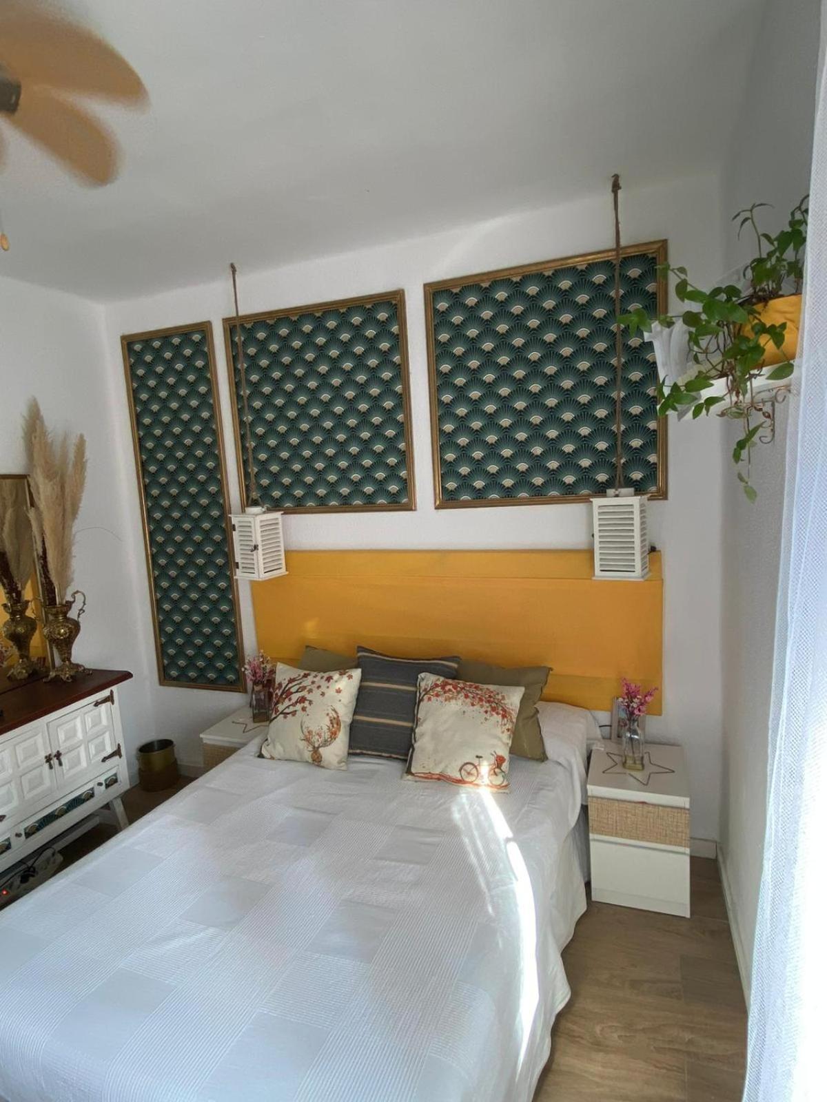 Bed and breakfast Cuatro Torres 1 Madrid