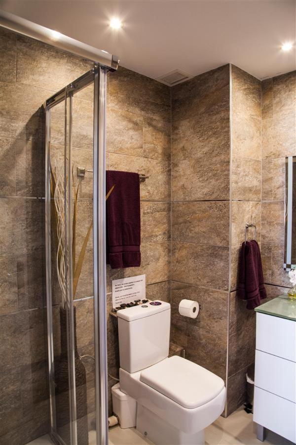 Apartamento - Solo Adultos *