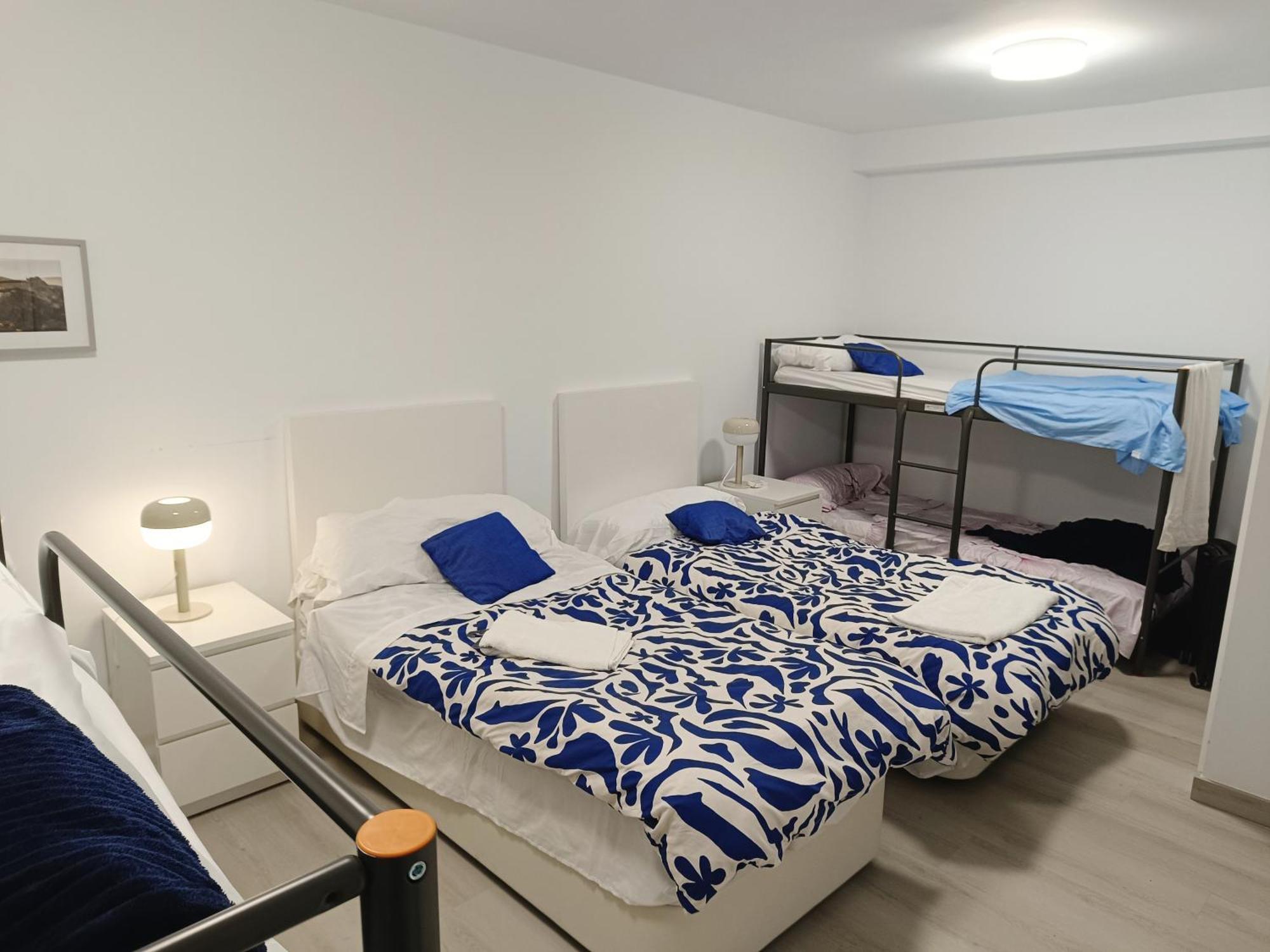 Hostal 3- Hab Compartida Masculina 8x