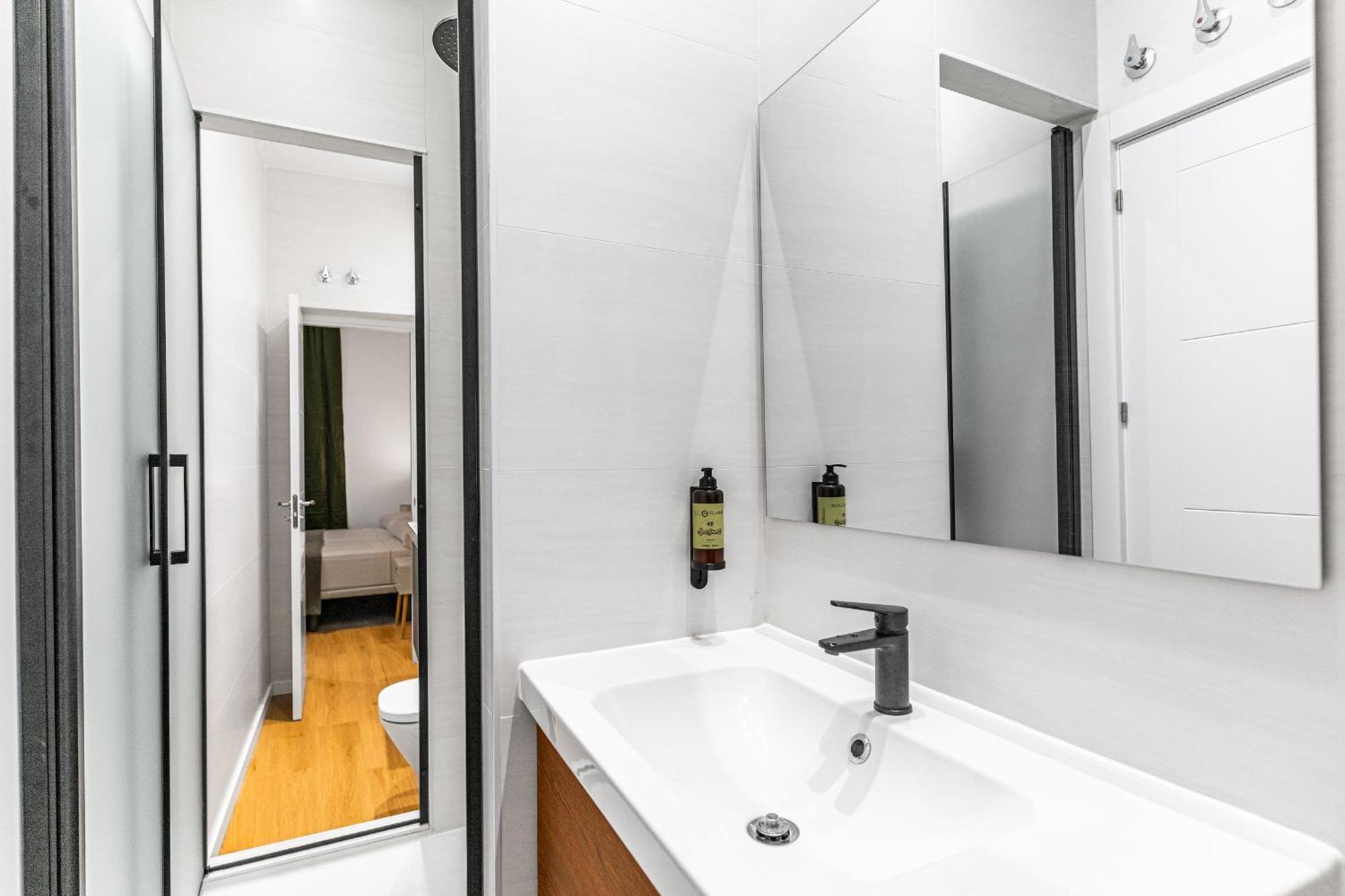 Apartamento Vr Jeronima Madrid