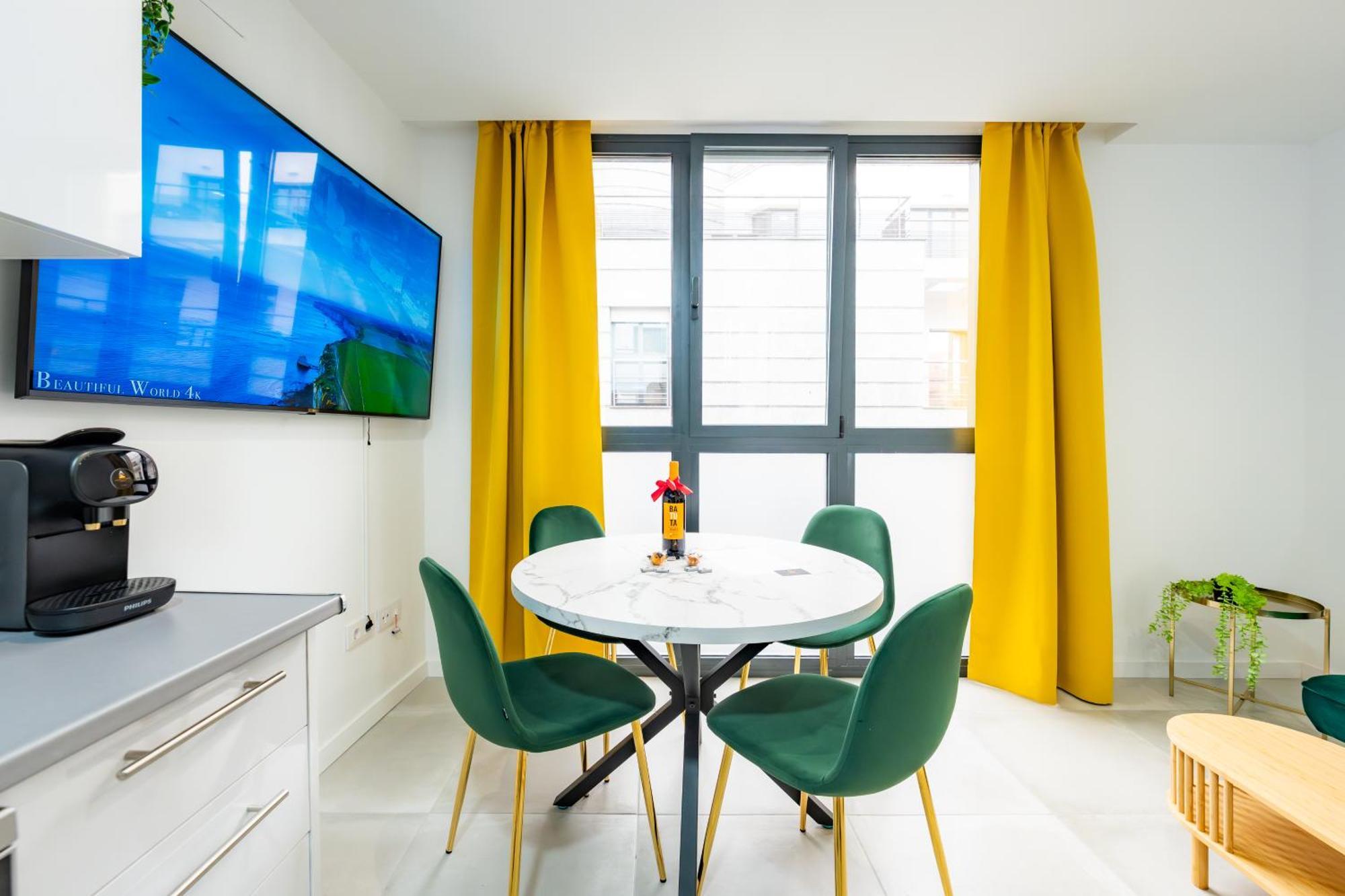 Aparthotel Lemon & Bernabeu *