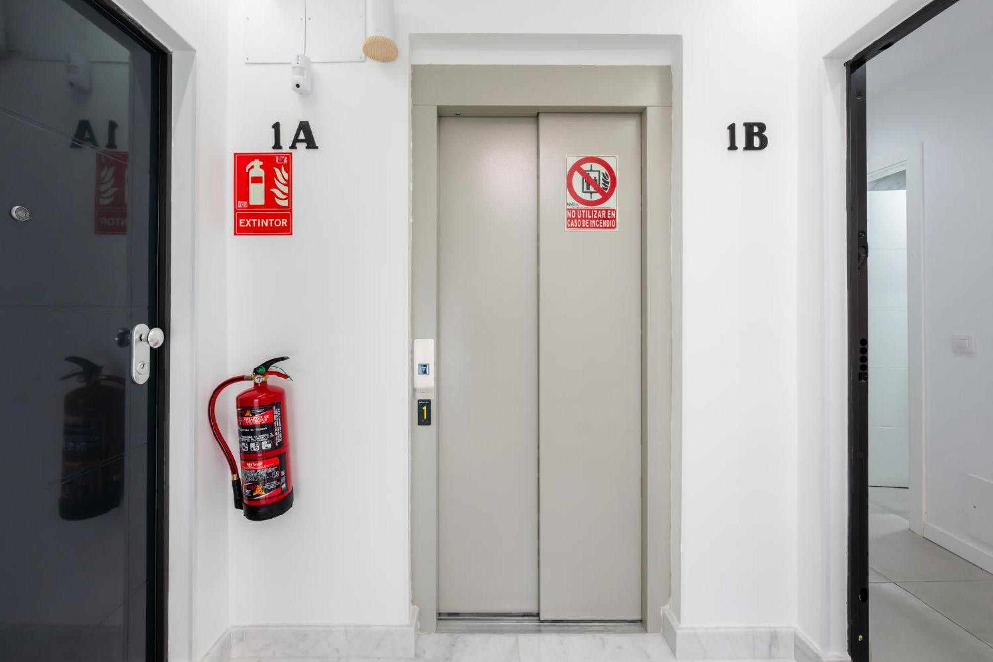 Aparthotel Lemon & Bernabeu Madrid