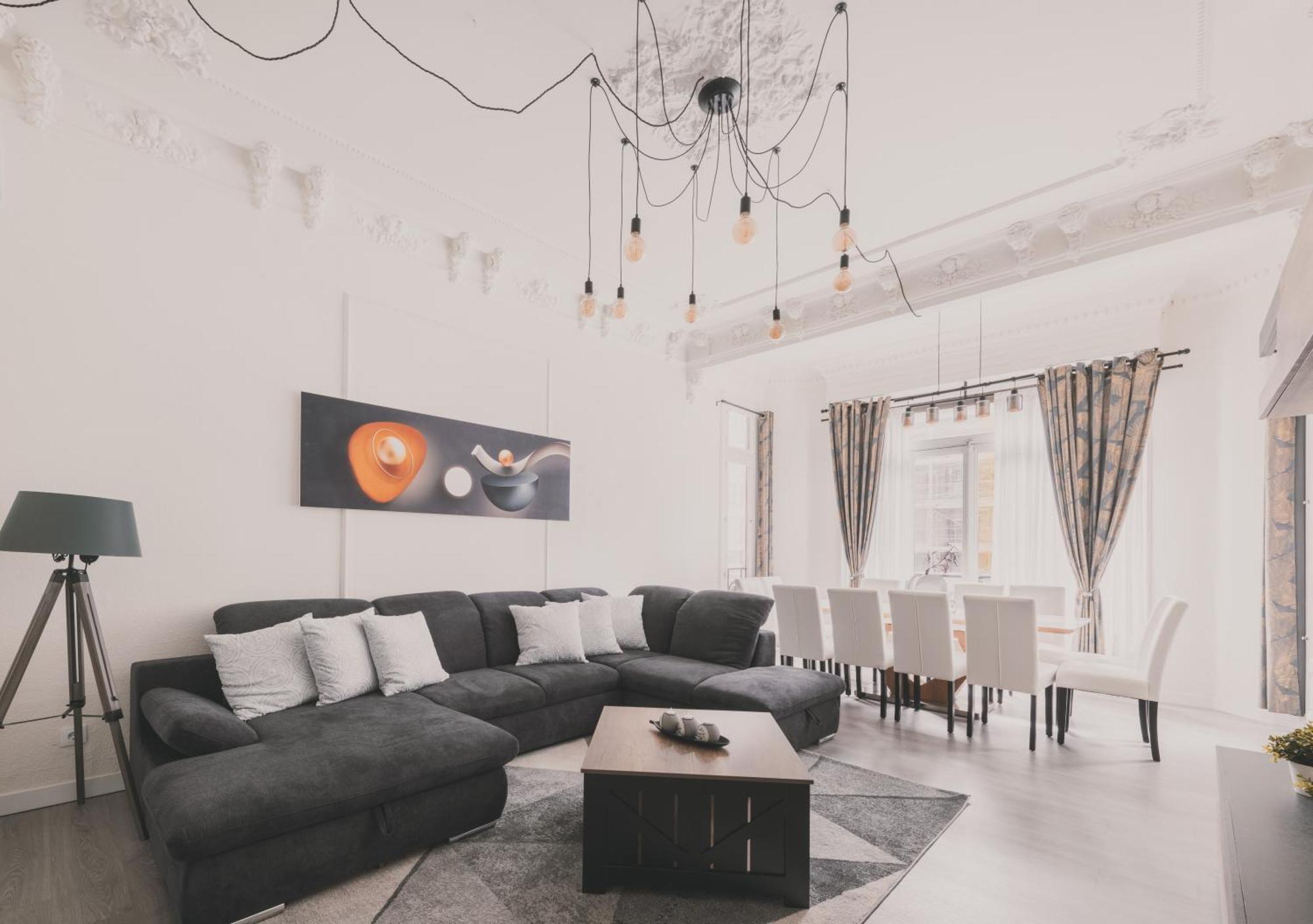Apartamento Amplio Piso De 7 Habs, 4 Banos Sobre Calle Gran Via Madrid