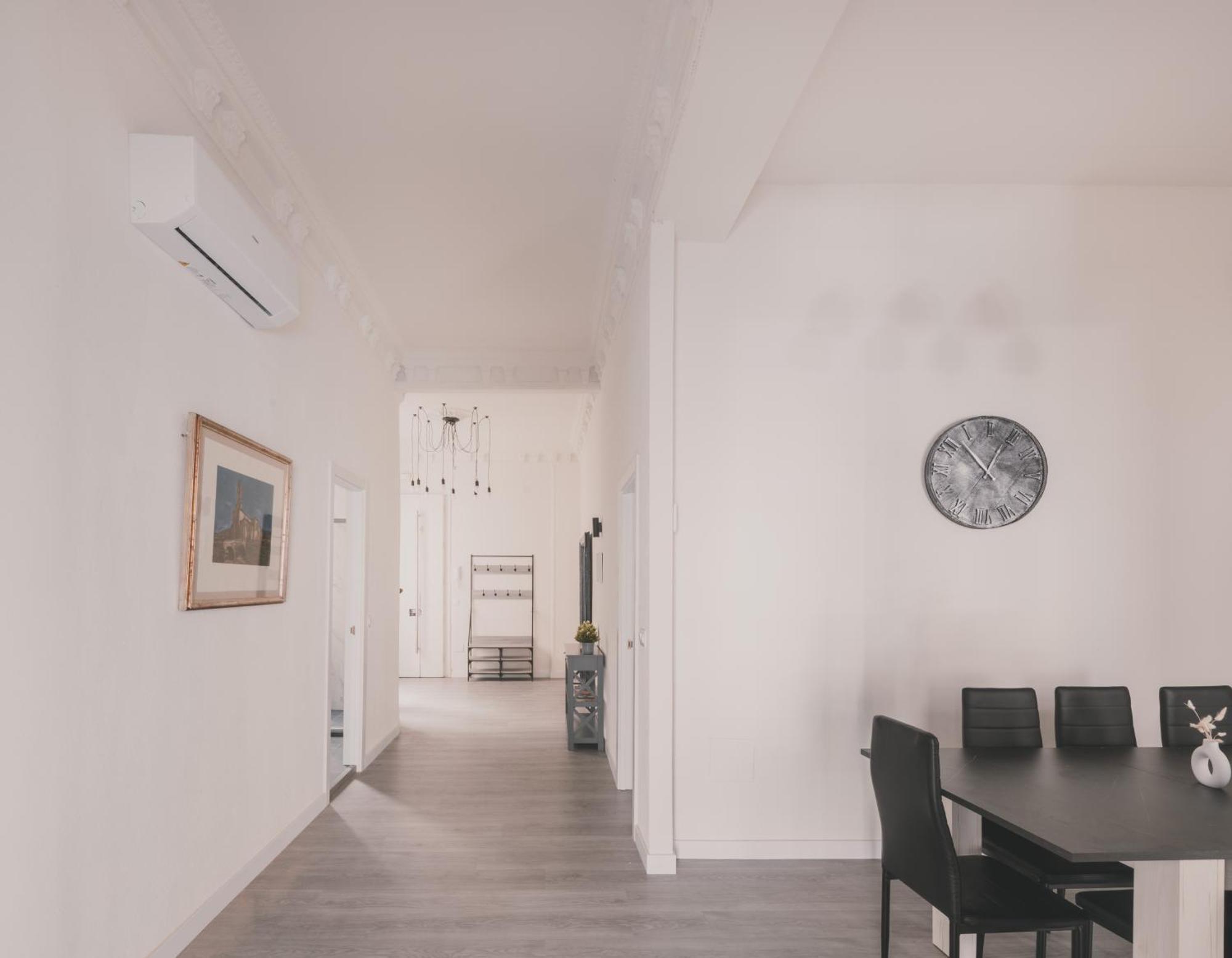 Amplio Piso De 7 Habs, 4 Banos Sobre Calle Gran Via Apartamento Madrid