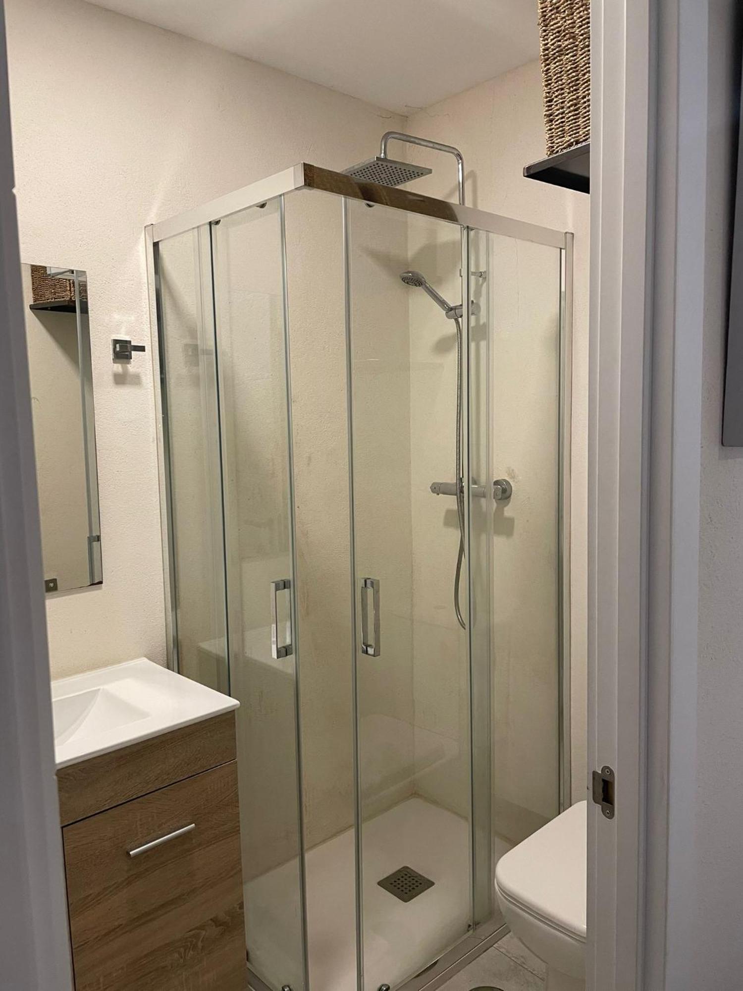 7 Beds, 3bedr, Centro, Sol, Gran Via, Metro Noviciado, Callao Madrid