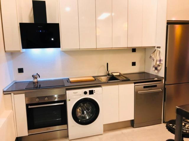 Apartamento 7 Beds, 3bedr, Centro, Sol, Gran Via, Metro Noviciado, Callao *