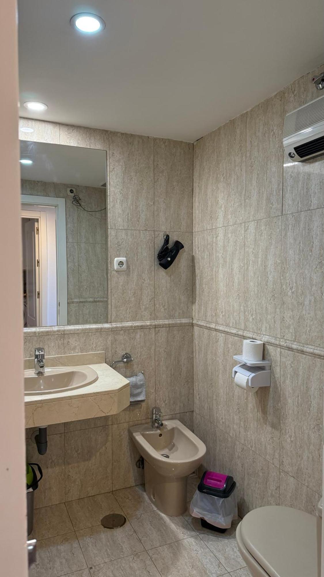 Plenilunio Deyanira Wanda Ifema Apartamento Madrid