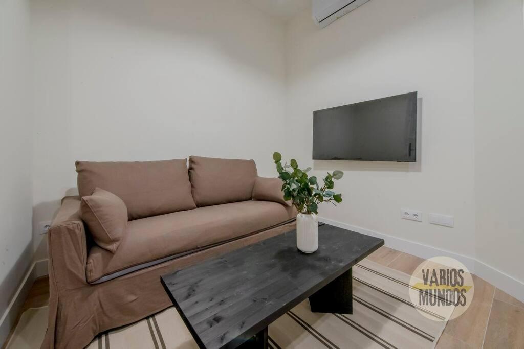 Cool Y Centrico 6px En Plena Plaza Del Carmen E2 Apartment Madrid