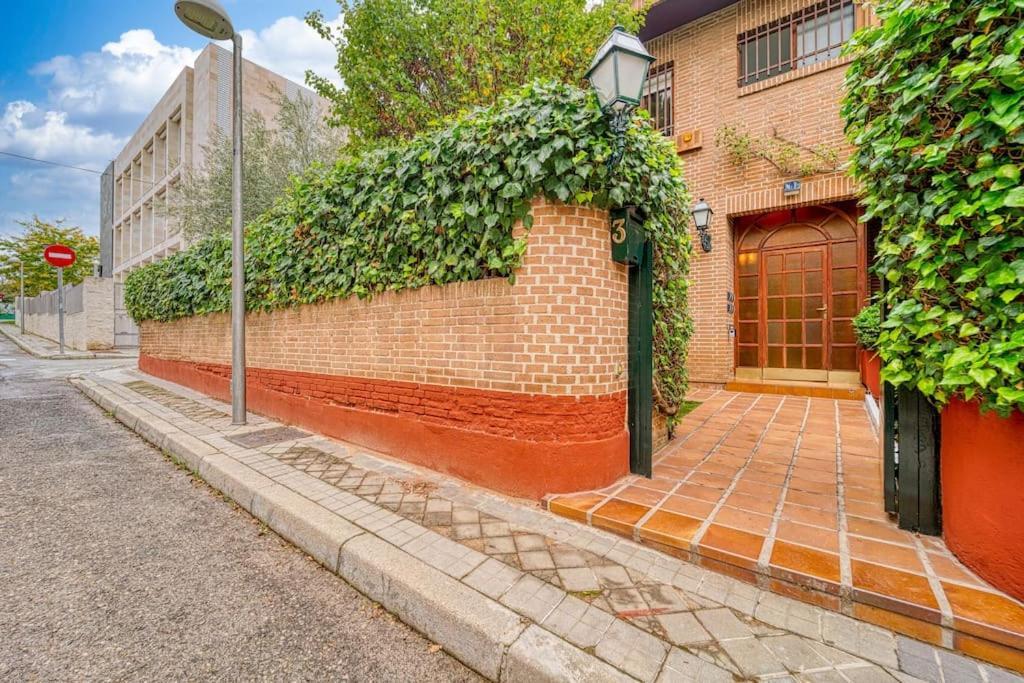 P Casacafe Calle Carlos Dubois 3 Apartahotel